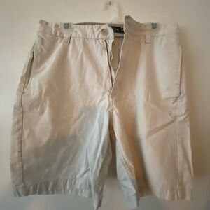 Men’s Chaps Flat Front Shorts Size 32